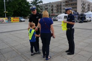 Działania profilaktyczne na Placu Biegańskiego w Częstochowie.