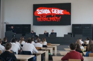 spotkanie na auli Komendy z uczniami częstochowskich szkół